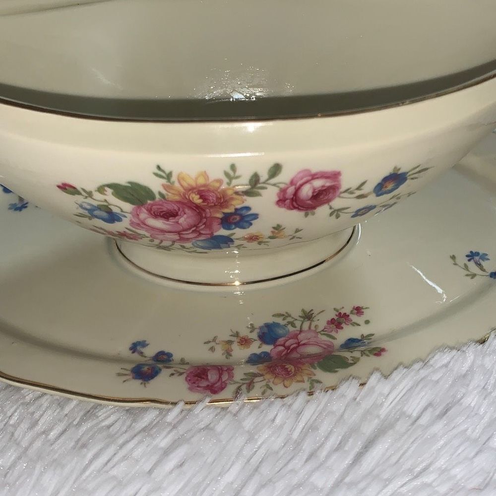 Vintage 1930’s Selb Bavaria Heinrich &‎ Co Gravy Bowls